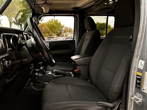 Used 2021 Jeep Wrangler Unlimited Sahara image 26