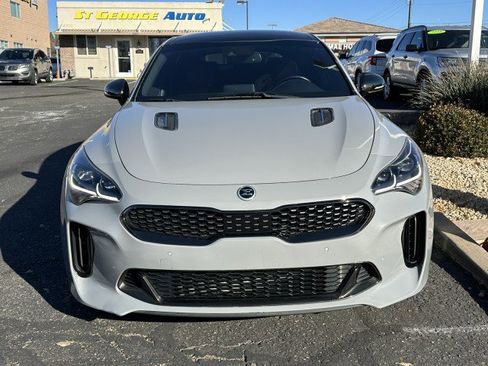 Used 2020 Kia Stinger GT1 image 8