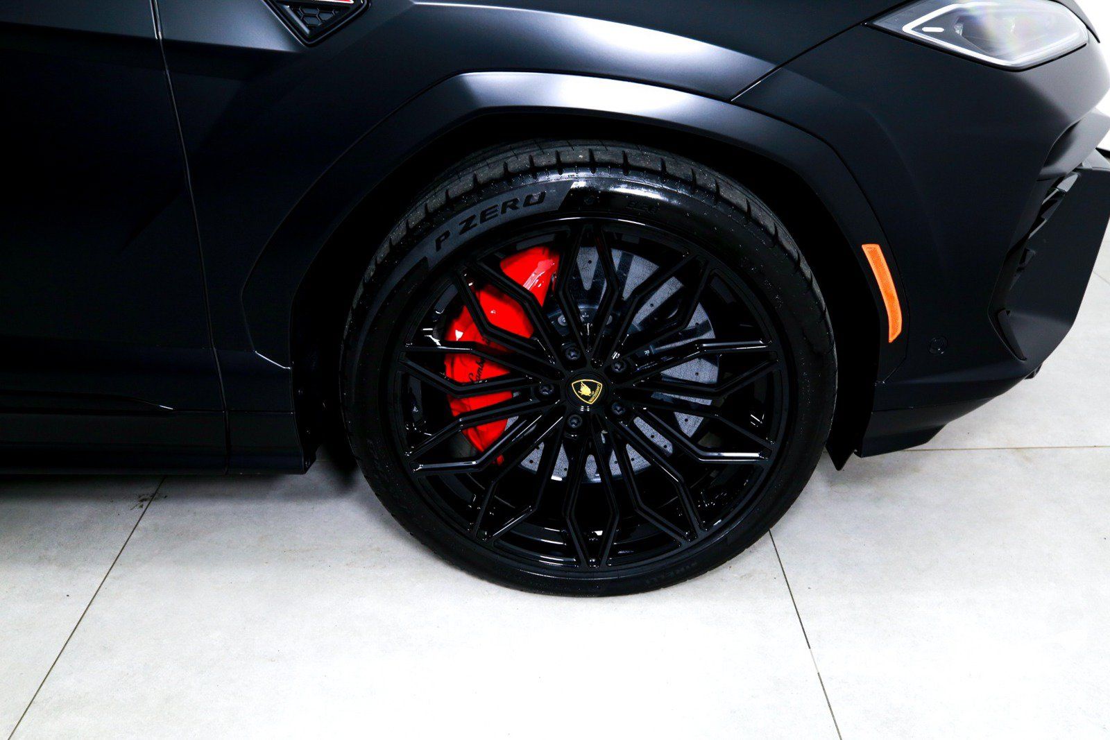 Used 2025 Lamborghini Urus S AWD/4WD image 39