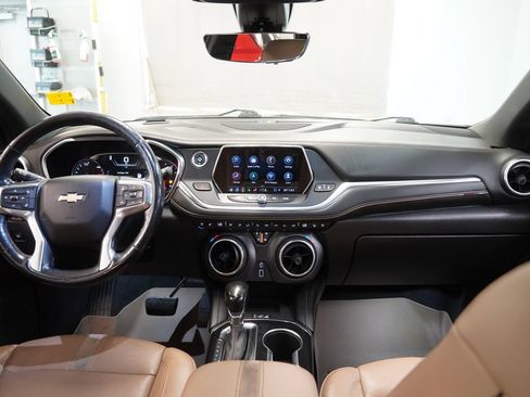 Used 2019 Chevrolet Blazer Premier w/ Sun and Wheels Package FWD image 20