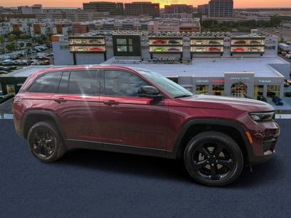 New 2025 Jeep Grand Cherokee Altitude