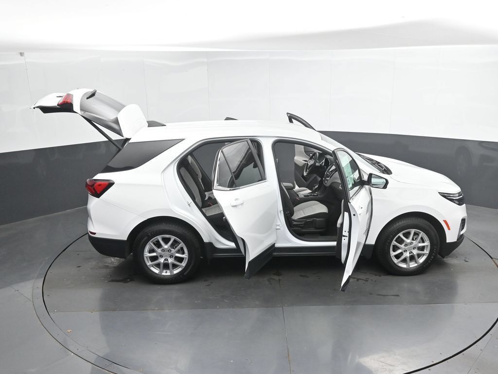 Used 2023 Chevrolet Equinox LT w/ Driver Convenience Package AWD/4WD image 47