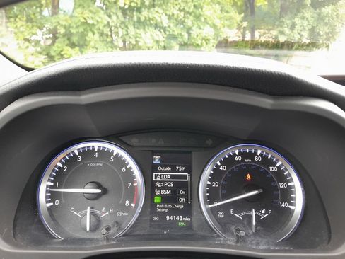 Used 2017 Toyota Highlander XLE AWD/4WD image 24