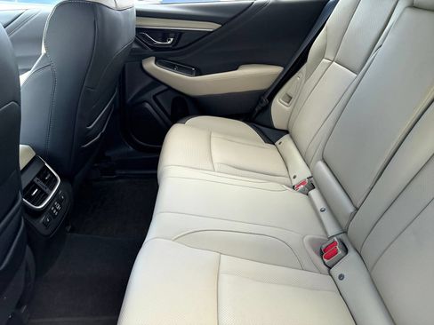Certified 2025 Subaru Outback Limited AWD/4WD image 8