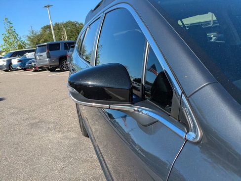 Used 2025 Subaru Outback Premium image 9