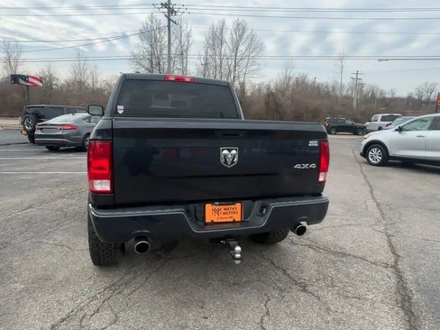 Used 2017 RAM 1500 Express w/ Express Value Package image 7