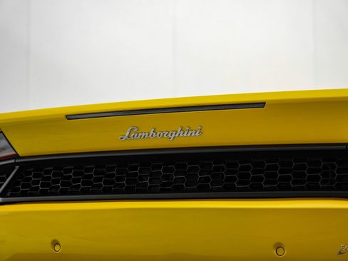 Used 2018 Lamborghini Huracan LP 580-2 image 61