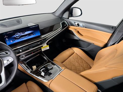 New 2026 BMW X5 xDrive40i AWD/4WD image 24