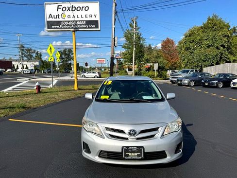 Used 2013 Toyota Corolla LE Special Edition image 2