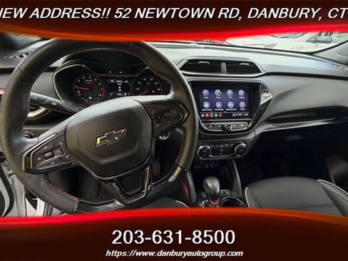 Used 2023 Chevrolet TrailBlazer RS w/ Convenience Package FWD image 19
