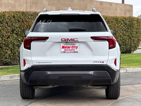 New 2026 GMC Terrain AT4 AWD/4WD image 5