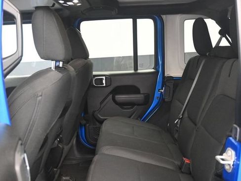 Used 2023 Jeep Wrangler Unlimited w/ Cold Weather Group AWD/4WD image 5