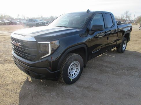 New 2026 GMC Sierra 1500 Pro image 9