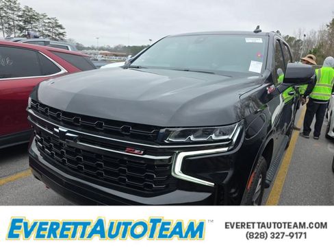 Used 2021 Chevrolet Tahoe Z71 w/ Z71 Signature Package image 1