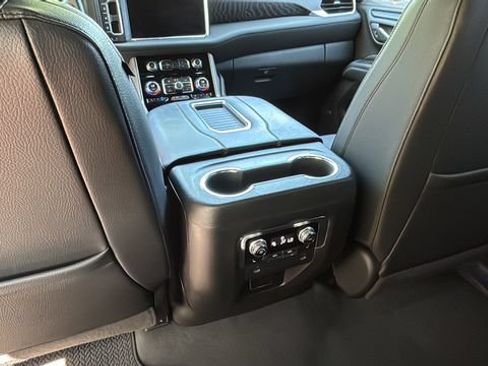 Used 2023 GMC Yukon Denali w/ Max Trailering Package AWD/4WD image 21