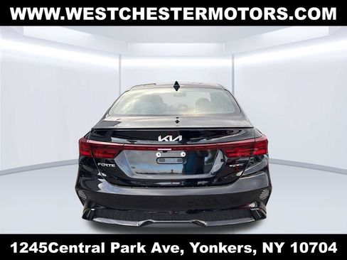 Used 2023 Kia Forte GT-Line w/ GT-Line Premium Package FWD image 5