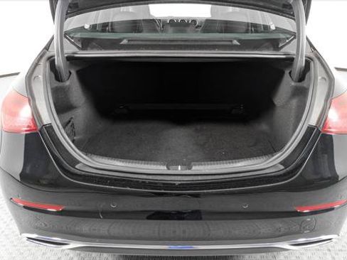 Used 2025 Mercedes-Benz C 300 Sedan image 17