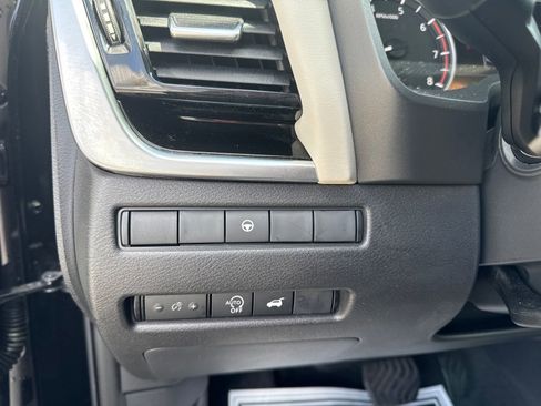 Certified 2023 Nissan Rogue SL w/ SL Premium Package image 13