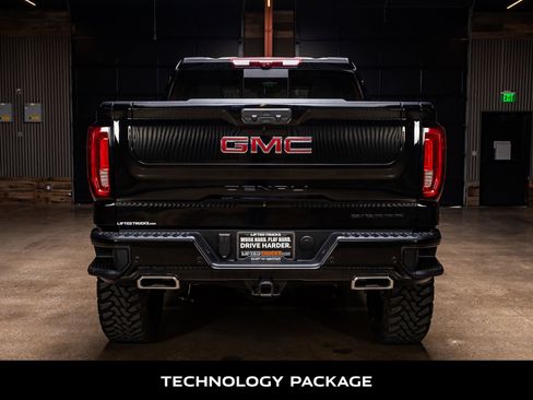 Used 2025 GMC Sierra 1500 Denali w/ Denali Reserve Package image 7