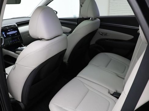 Used 2023 Hyundai Tucson Limited w/ Cargo Package image 10