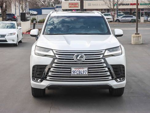Used 2023 Lexus LX 600 4WD w/ Ultra Luxury Package image 6