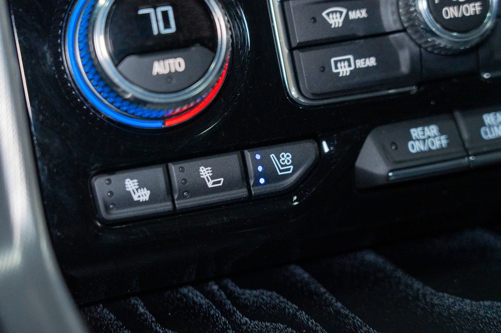 Used 2024 GMC Yukon Denali AWD/4WD image 60
