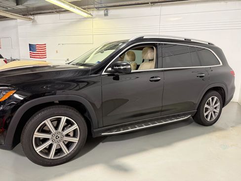 Used 2020 Mercedes-Benz GLS 450 4MATIC image 31