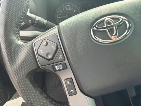 Used 2020 Toyota Tacoma TRD Off-Road w/ Technology Package AWD/4WD image 22