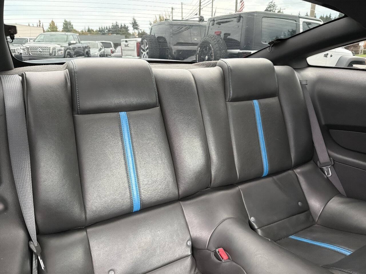 Used 2010 Ford Mustang GT Premium RWD image 20
