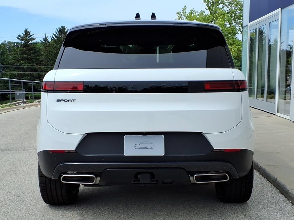New 2026 Land Rover Range Rover Sport SE AWD/4WD image 4
