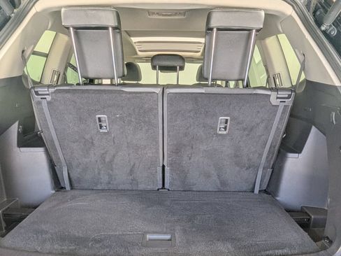 Used 2022 Volkswagen Atlas SEL AWD/4WD image 25