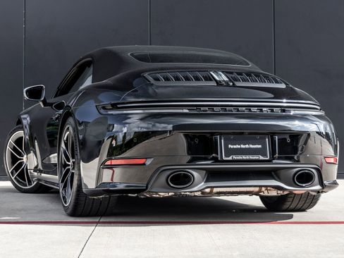 Certified 2026 Porsche 911 Carrera T image 3