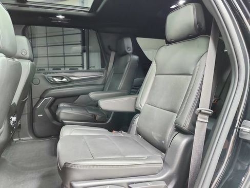 Used 2021 GMC Yukon Denali AWD/4WD image 12
