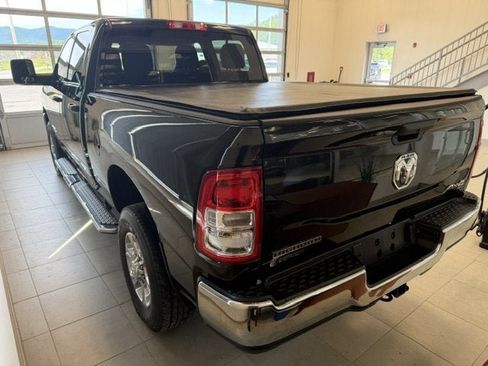 Used 2024 RAM 2500 Big Horn w/ Bed Utility Group AWD/4WD image 3