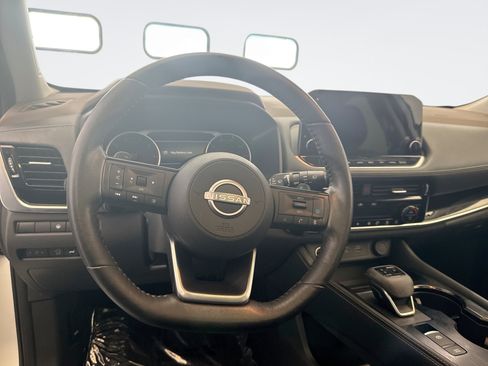 Used 2023 Nissan Rogue SL w/ SL Premium Package AWD/4WD image 12