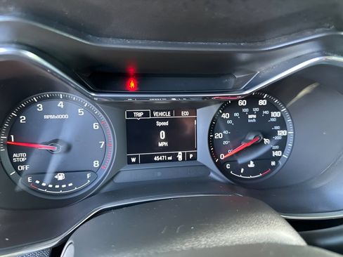Used 2023 Chevrolet TrailBlazer LT FWD image 17