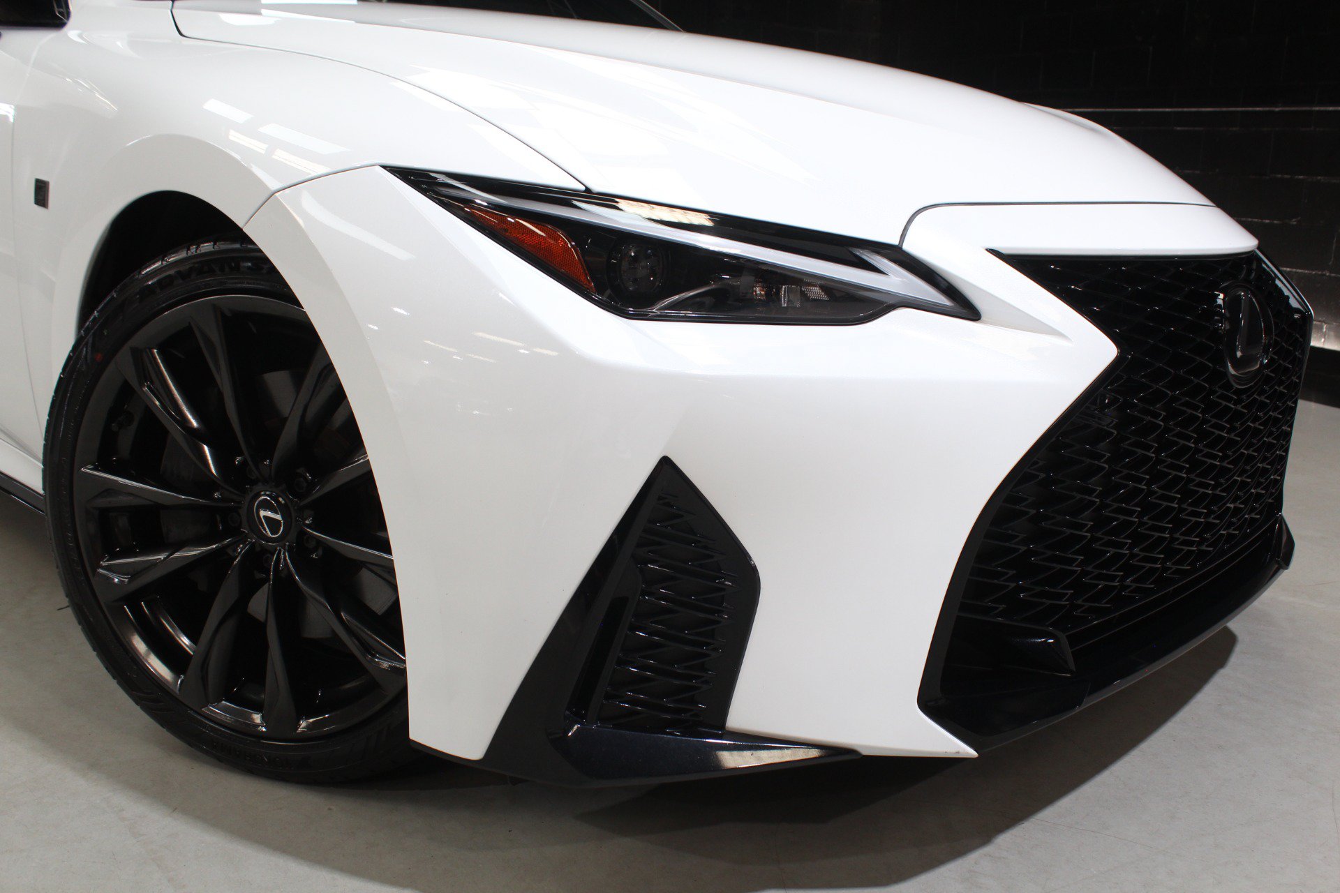 Used 2024 Lexus IS 350 F Sport RWD image 10