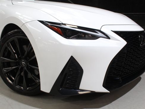 Used 2024 Lexus IS 350 F Sport RWD image 10