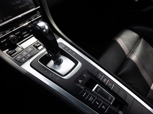 Used 2015 Porsche 911 Targa 4 AWD/4WD image 7