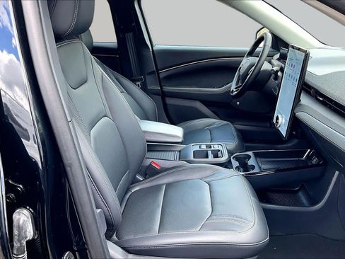 Certified 2025 Ford Mustang Mach-E Premium RWD image 10