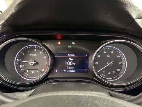 Used 2021 Buick Encore GX Preferred w/ Cold Weather Comfort Package image 27