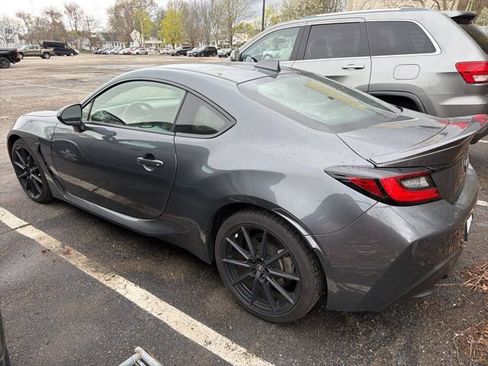Used 2024 Toyota GR86 Premium RWD image 3