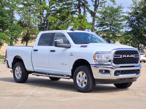 Used 2024 RAM 2500 Big Horn AWD/4WD image 3