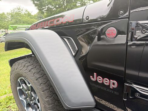 Used 2023 Jeep Wrangler Unlimited Rubicon w/ Steel Bumper Group AWD/4WD image 34