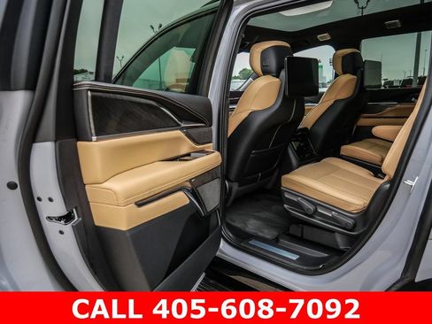Used 2026 Cadillac Escalade IQL Sport 2 AWD/4WD image 27