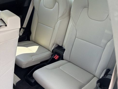 Used 2018 Volvo XC90 T6 Inscription w/ Convenience Package AWD/4WD image 15
