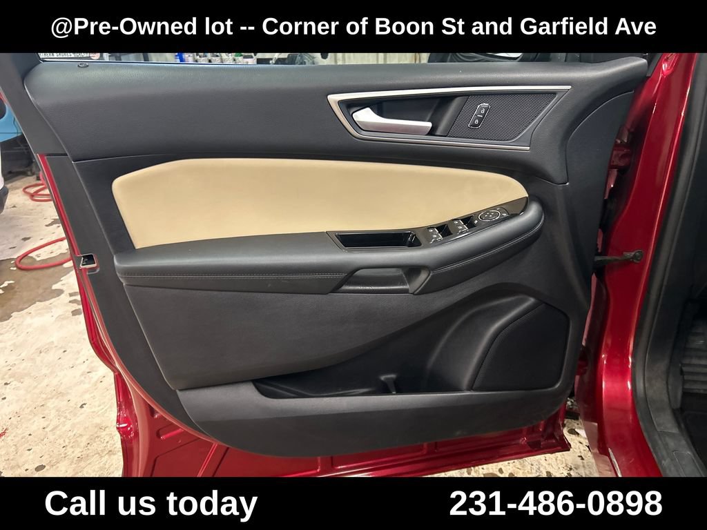 Used 2020 Ford Edge SEL w/ Convenience Package AWD/4WD image 15