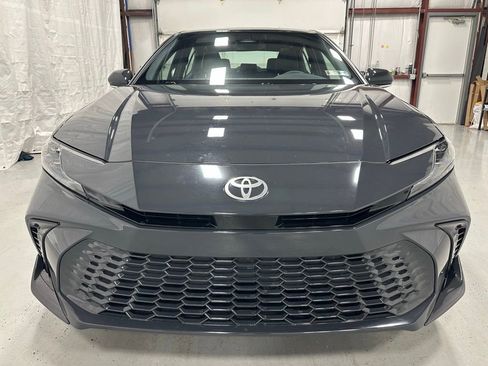 Used 2025 Toyota Camry XSE image 2