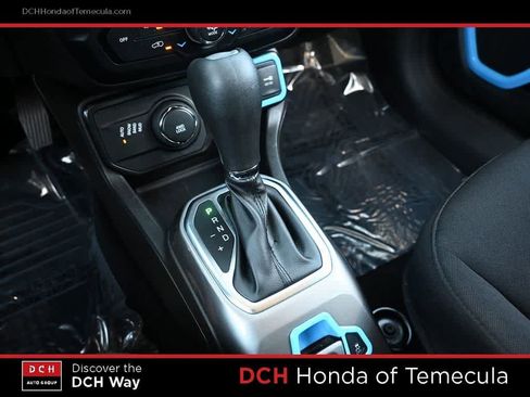 Used 2022 Jeep Renegade Sport w/ Sport Appearance Group image 11