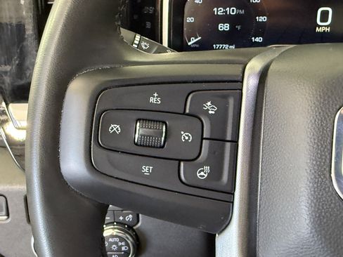 Used 2024 GMC Sierra 1500 Elevation image 26